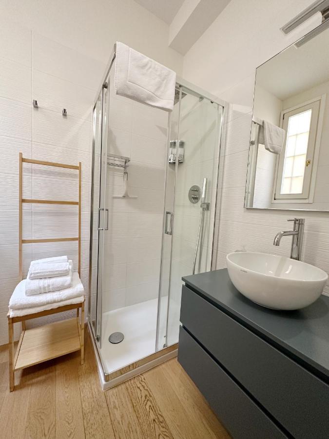Koro'S Apartments Bolonya Dış mekan fotoğraf